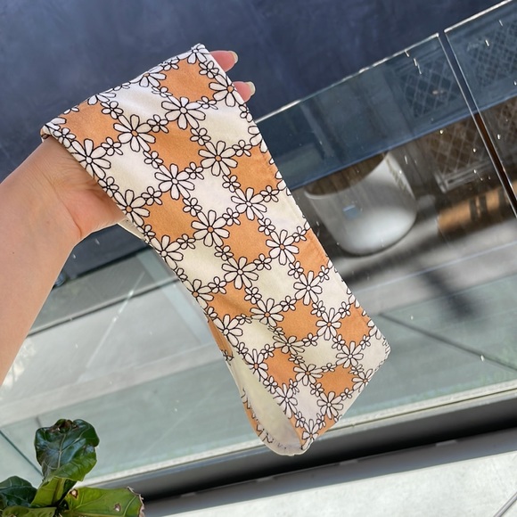 Nude Daisy terry swim top - Picture 4 of 5